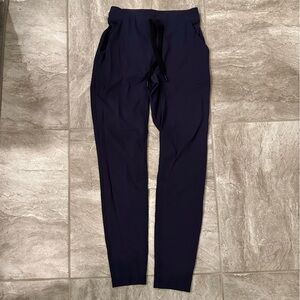 Lululemon navy pants sz 4